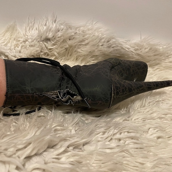 Pleaser ADORE-1020REFL, Exotic Lace-Up Front Ankle Boot Stripper **DAMAGED** - Picture 11 of 15